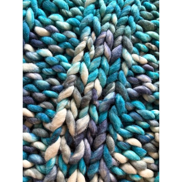 Anthropologie Chunky Knit Wool 50 in x 60 in Oversized Throw Blanket Blue Tones - Picture 9 of 12